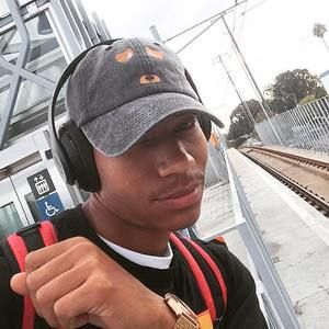 Meet your Posher, Jonathan